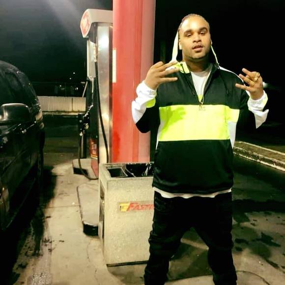 Meet your Posher, David - Picture 1 of 1